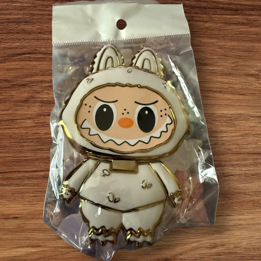 New Labubu Phone Stand with Mirror 
Color White and Gold